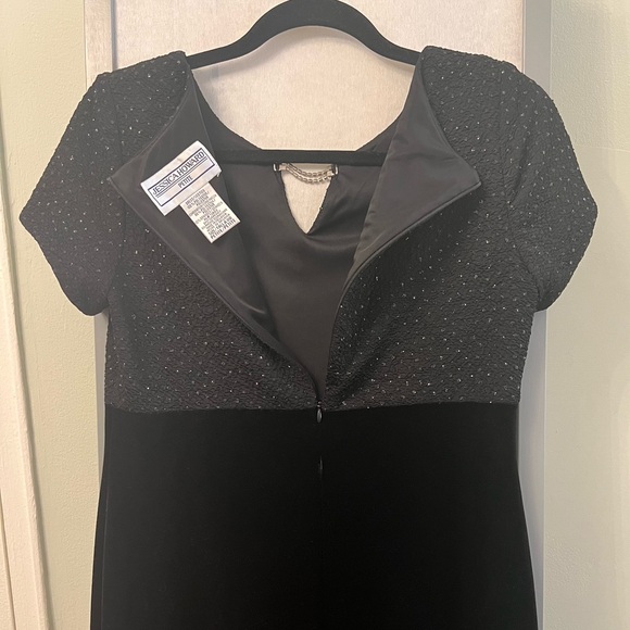 Vtg Jessica Howard 8 Petite Black Velour Maxi Long Gown Shift Dress Short Sleeve - Picture 7 of 8